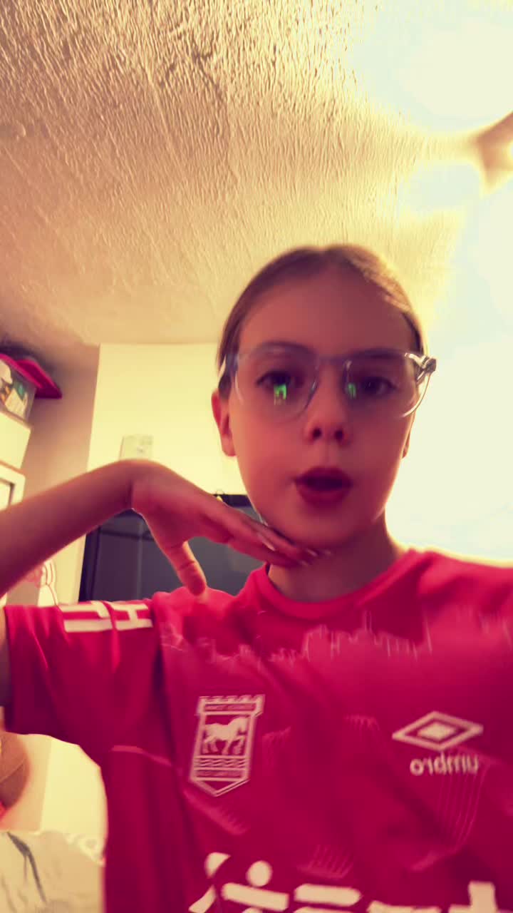 @Brook&paisleys random vids
