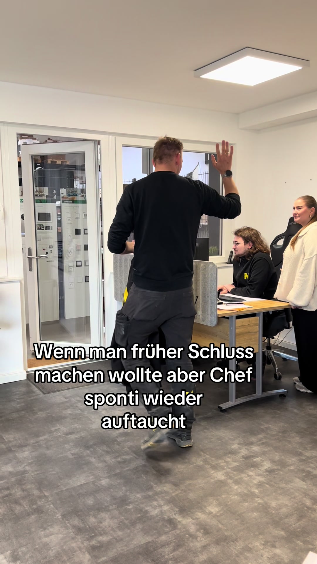 @Elektro Müller