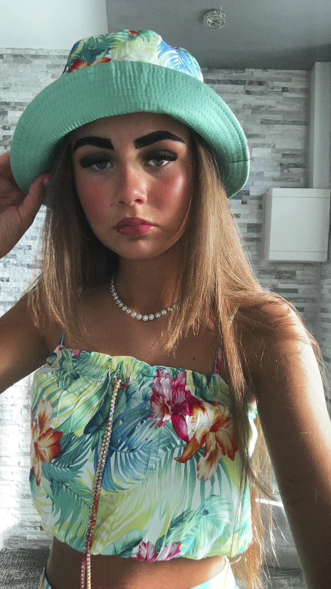 @aliciaflynn13