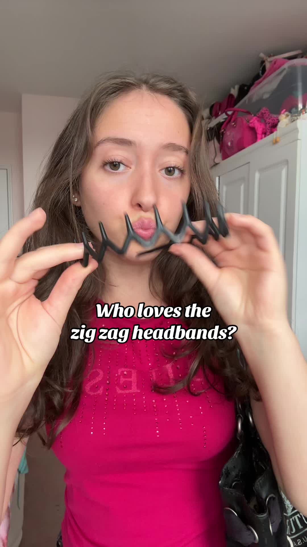 @JustRebecca_Ave
