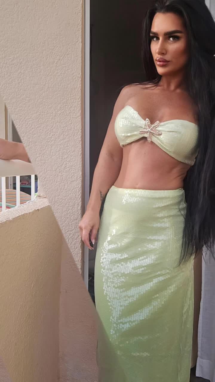 @holliebaby