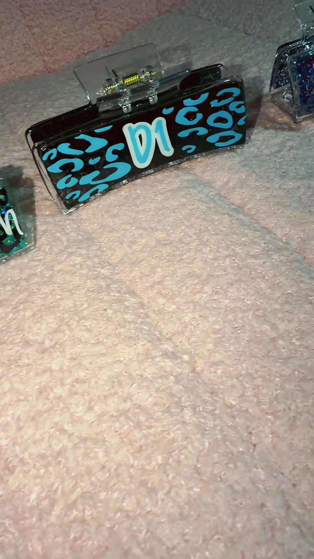@tinastwistedcreations