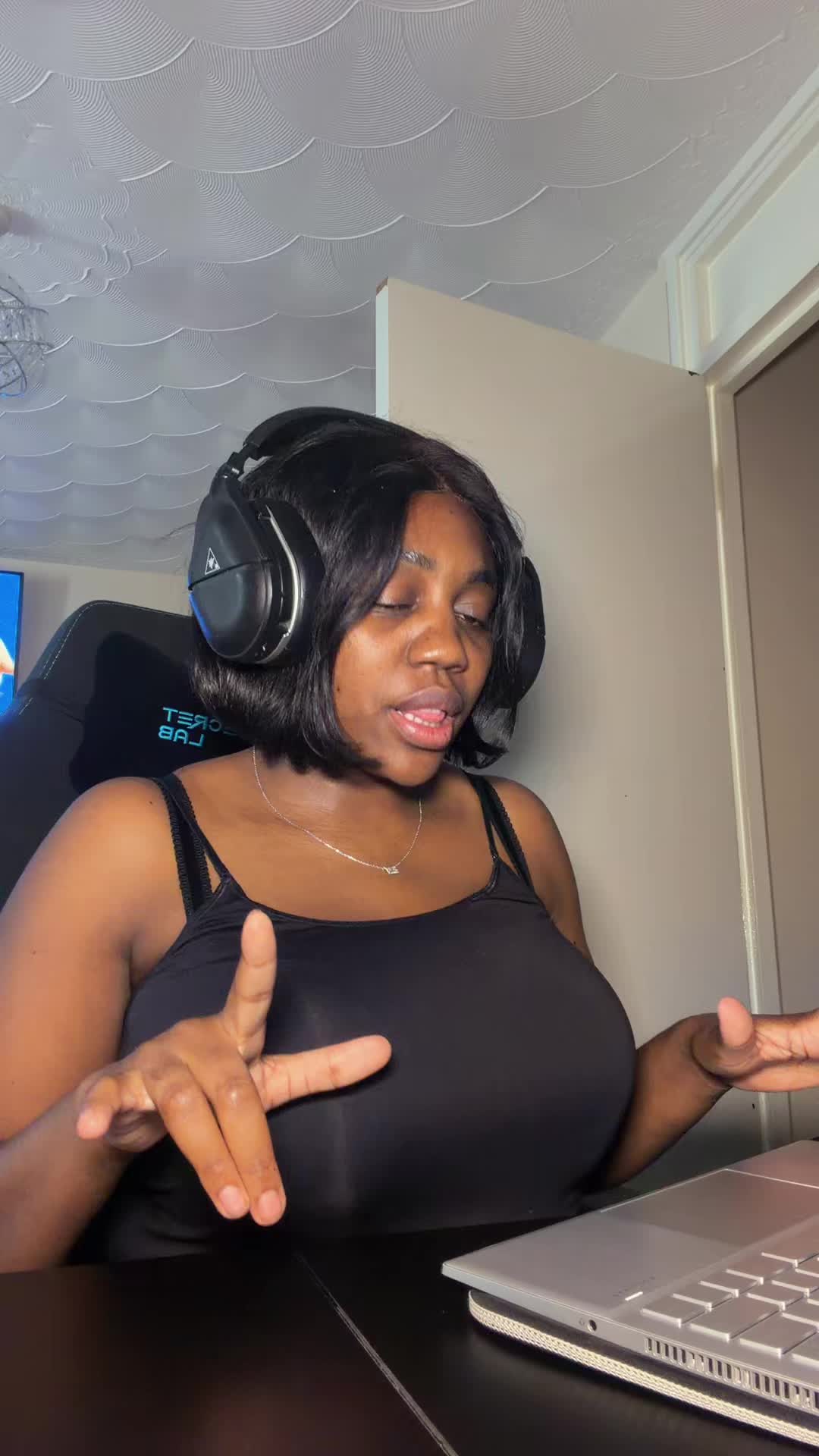 @Ndihole