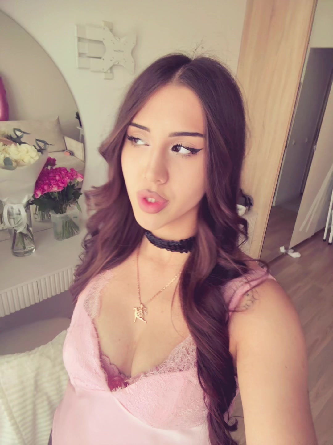 @lana:)