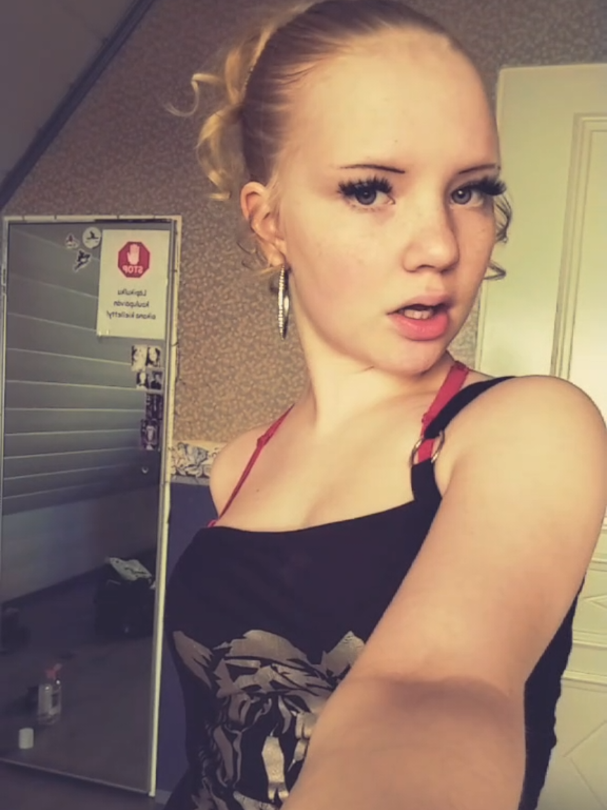 @Isabella