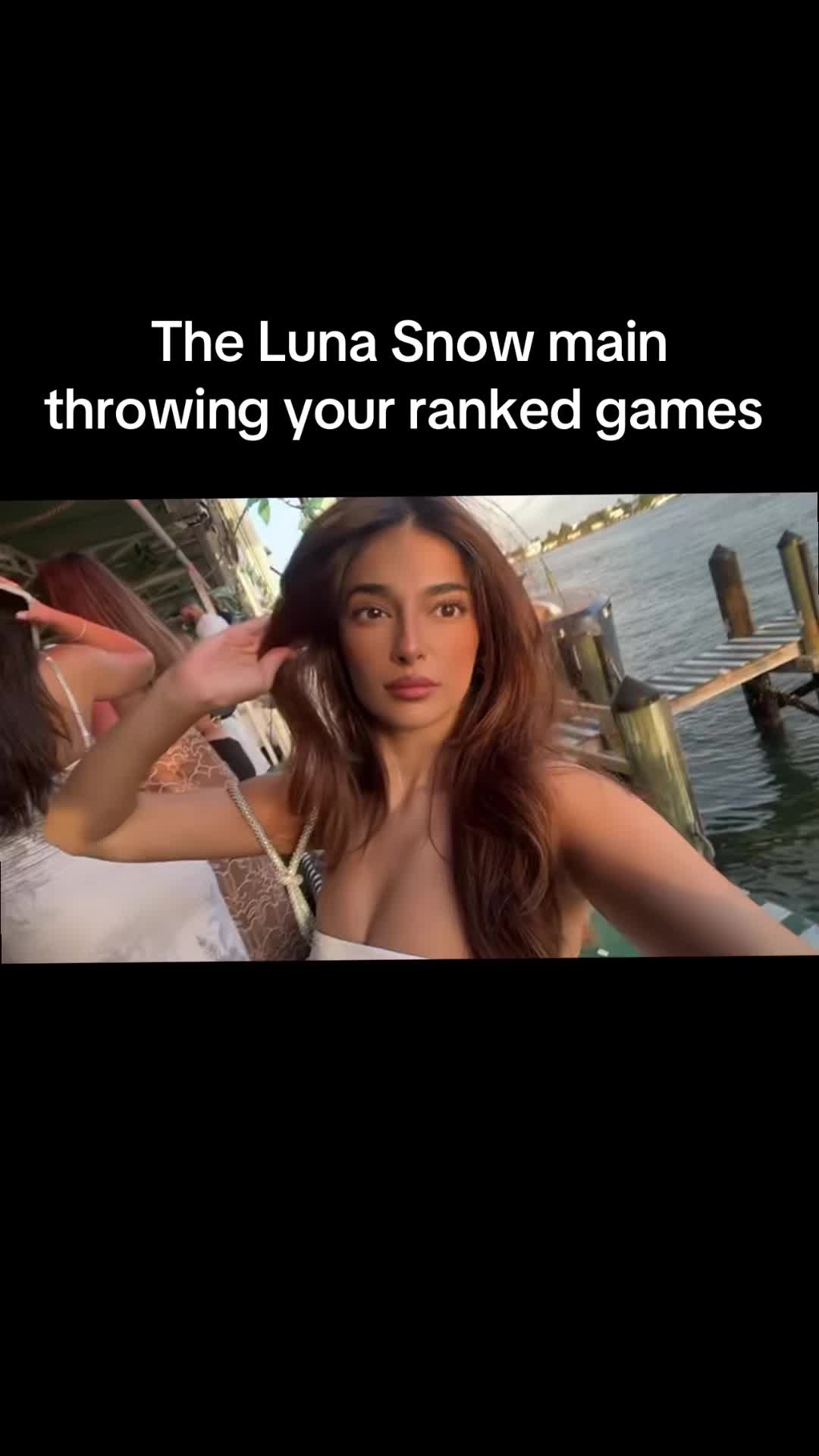 @deenuttt