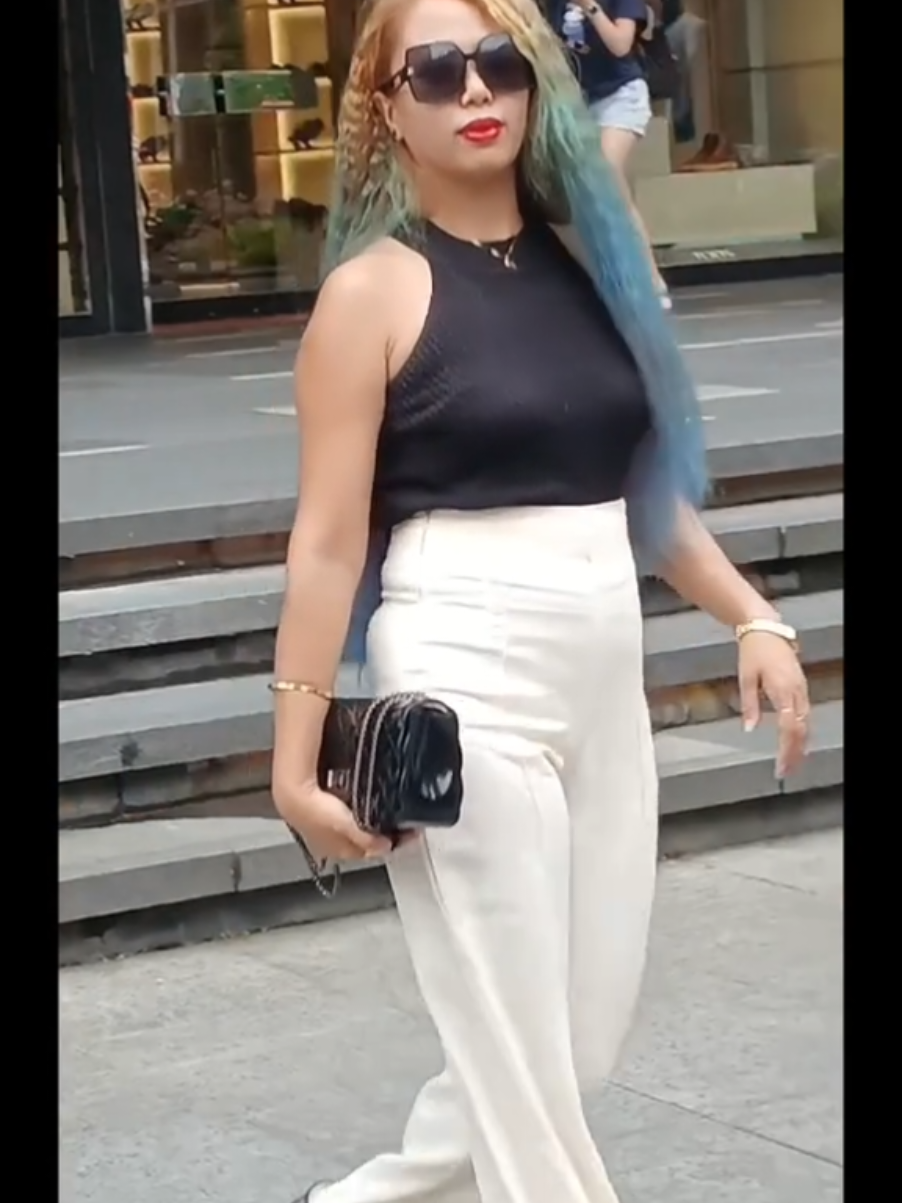 @WitchyQueen