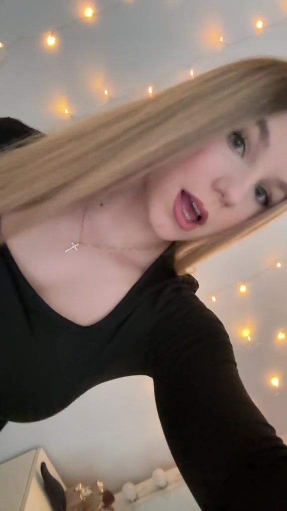 @𝑳