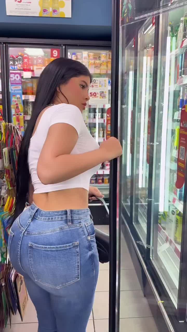 @mariana🇨🇴🇷🇴🇭🇺