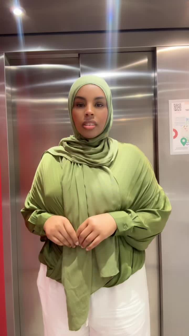 @Aisha🧸