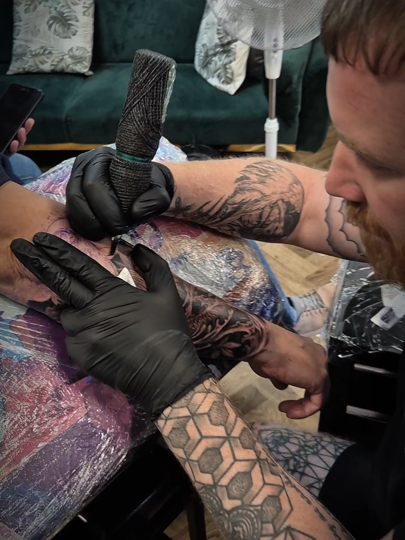 @Lozyoungtattoo
