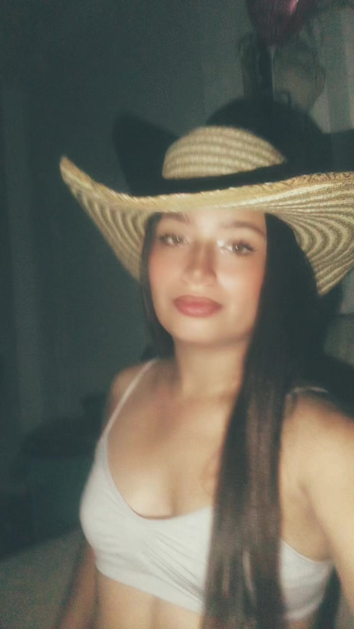 @A&rsquo;vila 😍