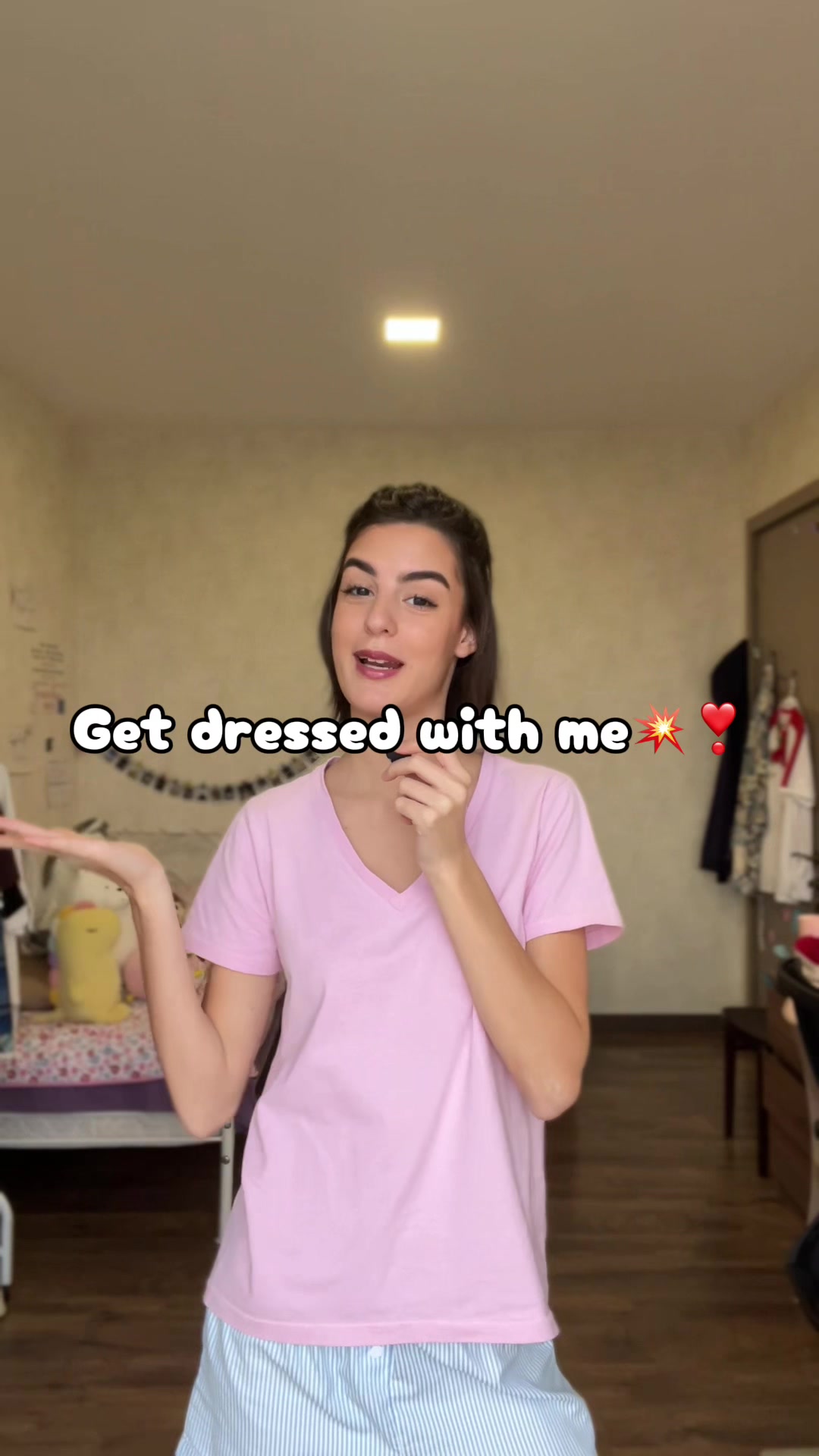 @Elee