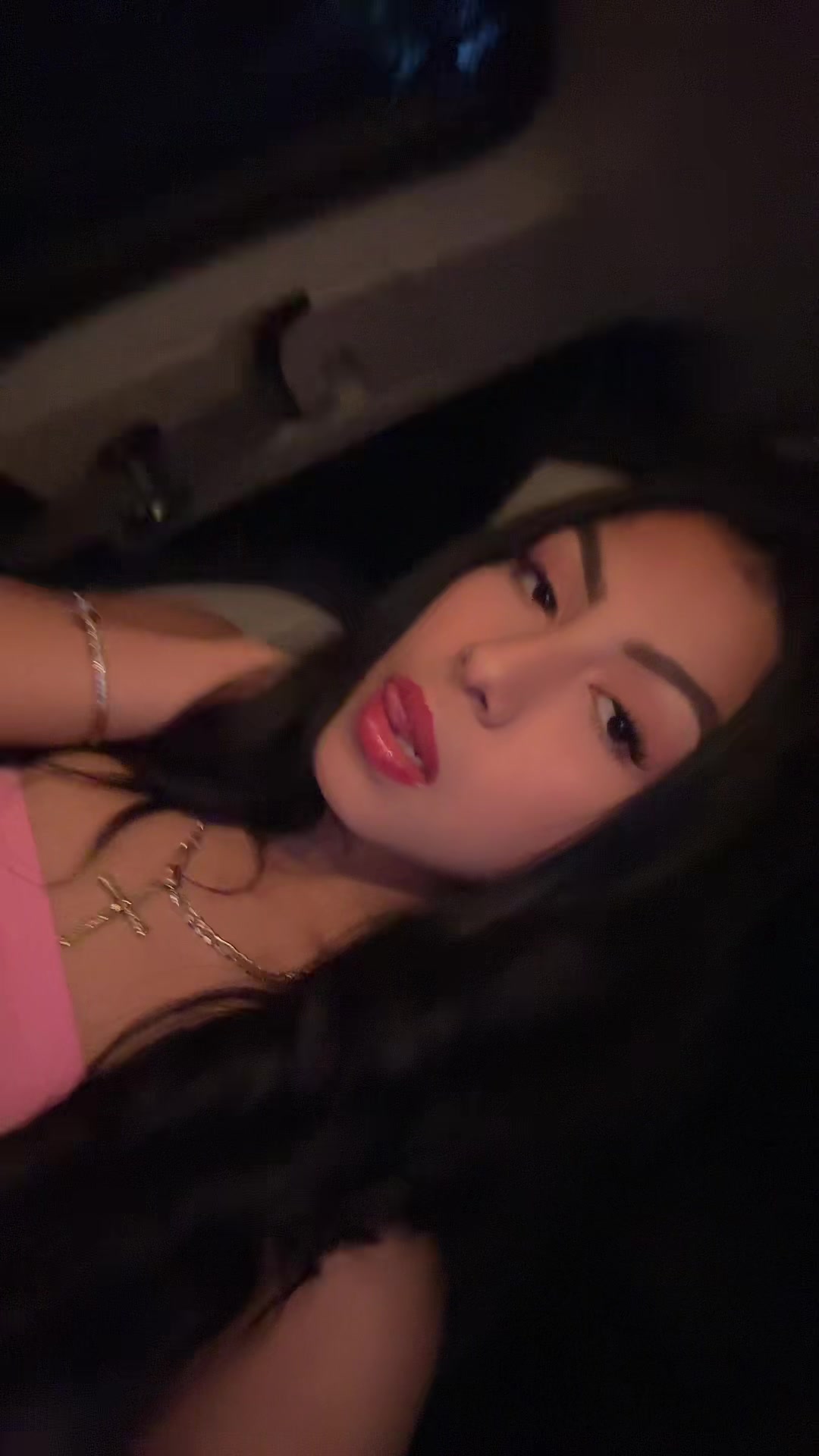 @_lyzbeth9