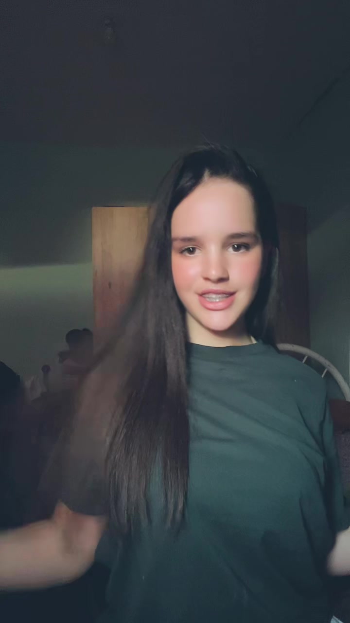 @𝑆𝑜𝑓𝑖𝑎 ✯
