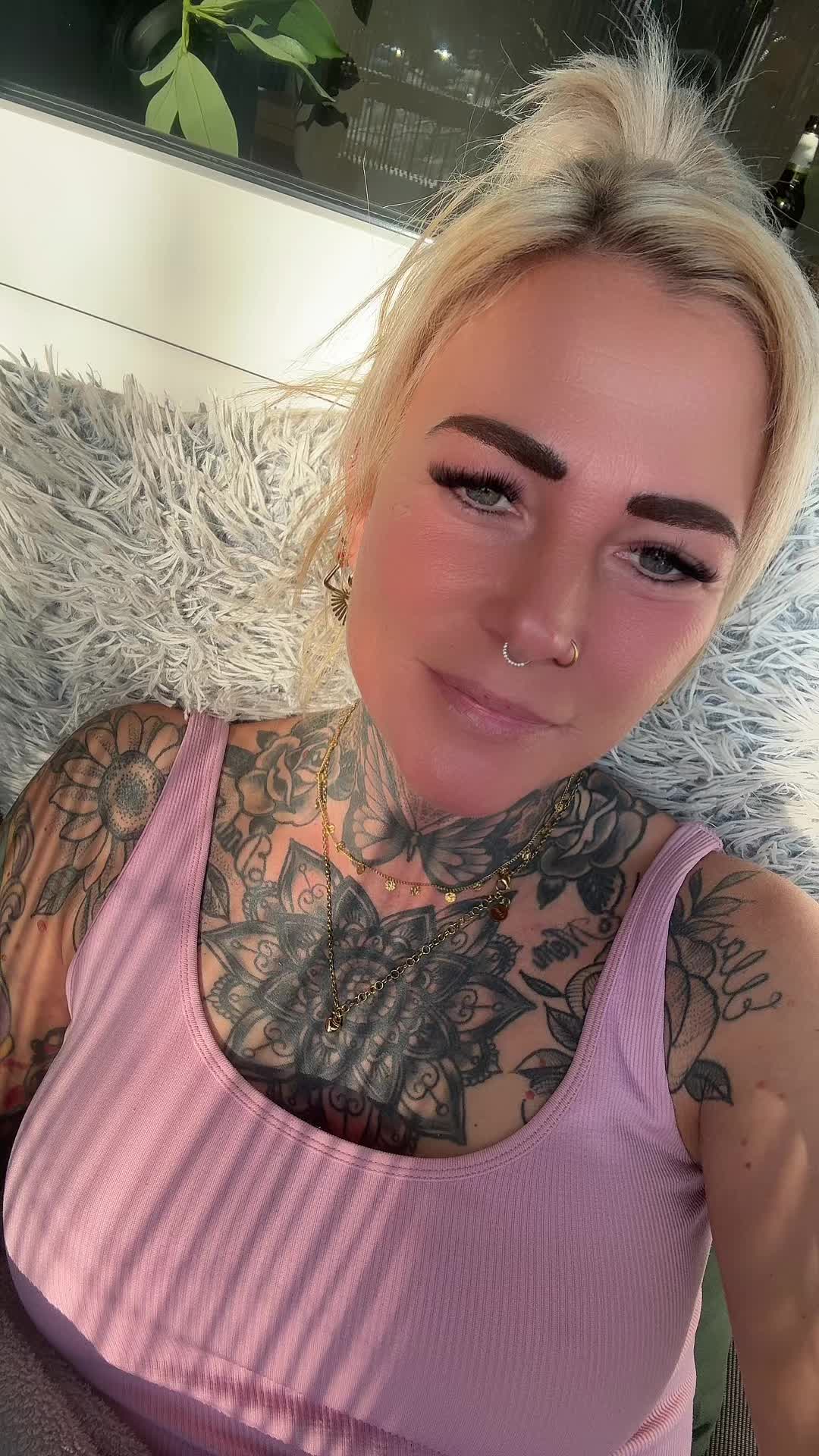 @SchwesterAlexa