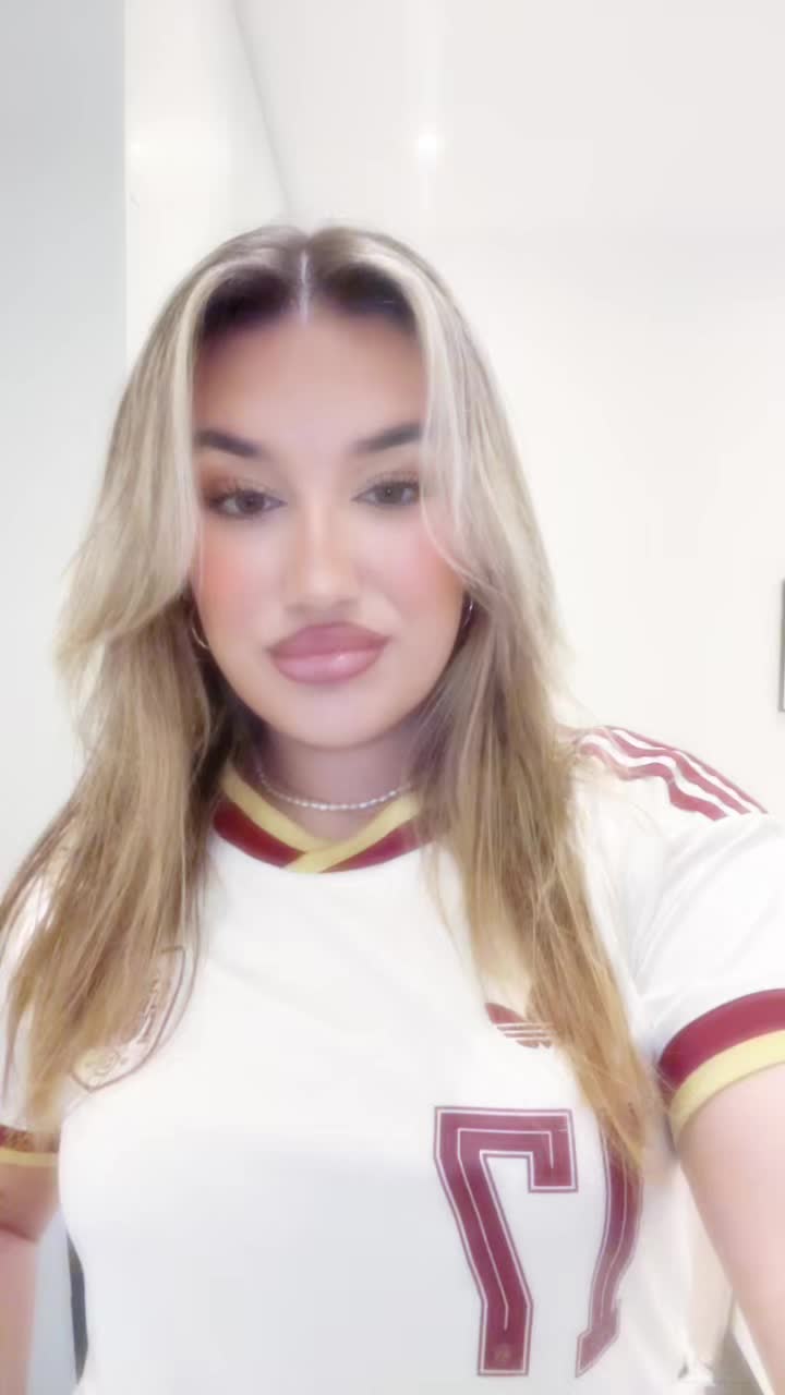 @Alba🕷️