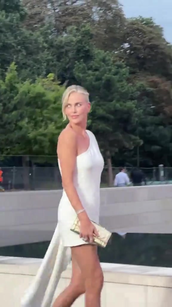 @Charlize Theron