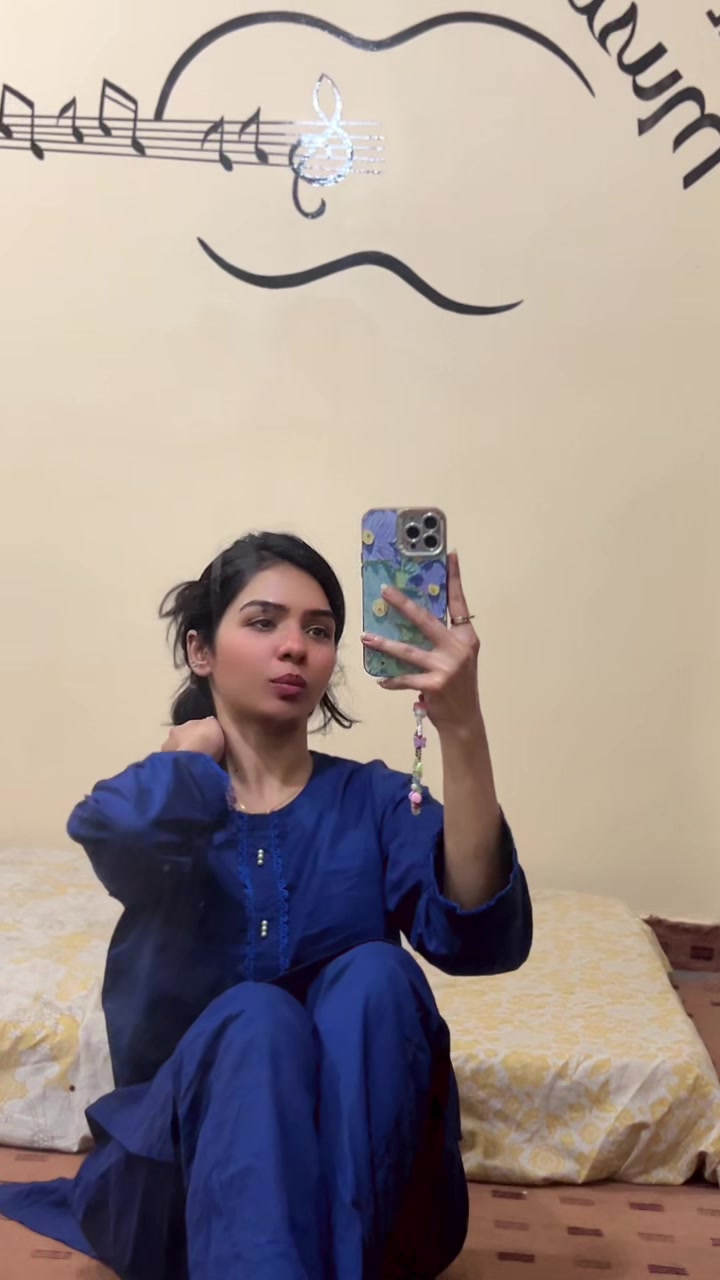 @Mehru 🦋