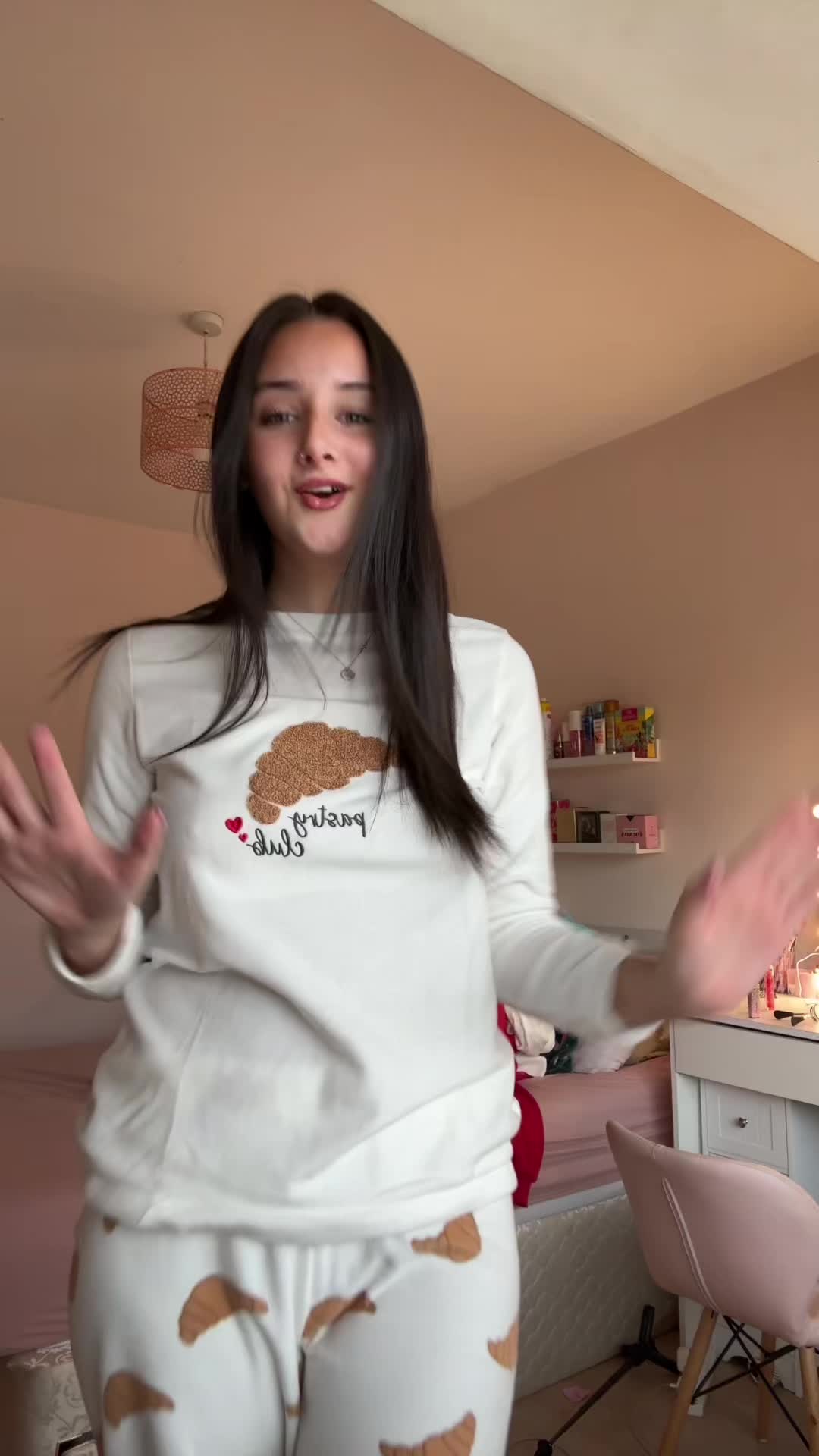 @connie x