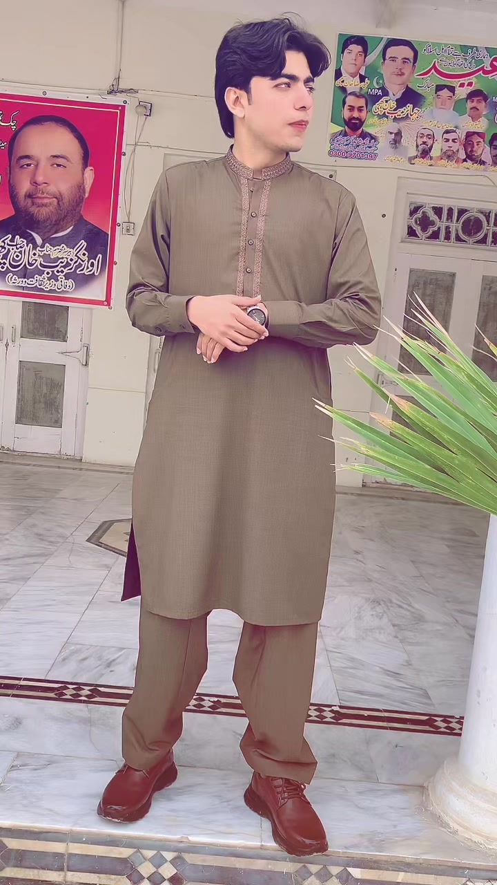@Dr Hamza💫
