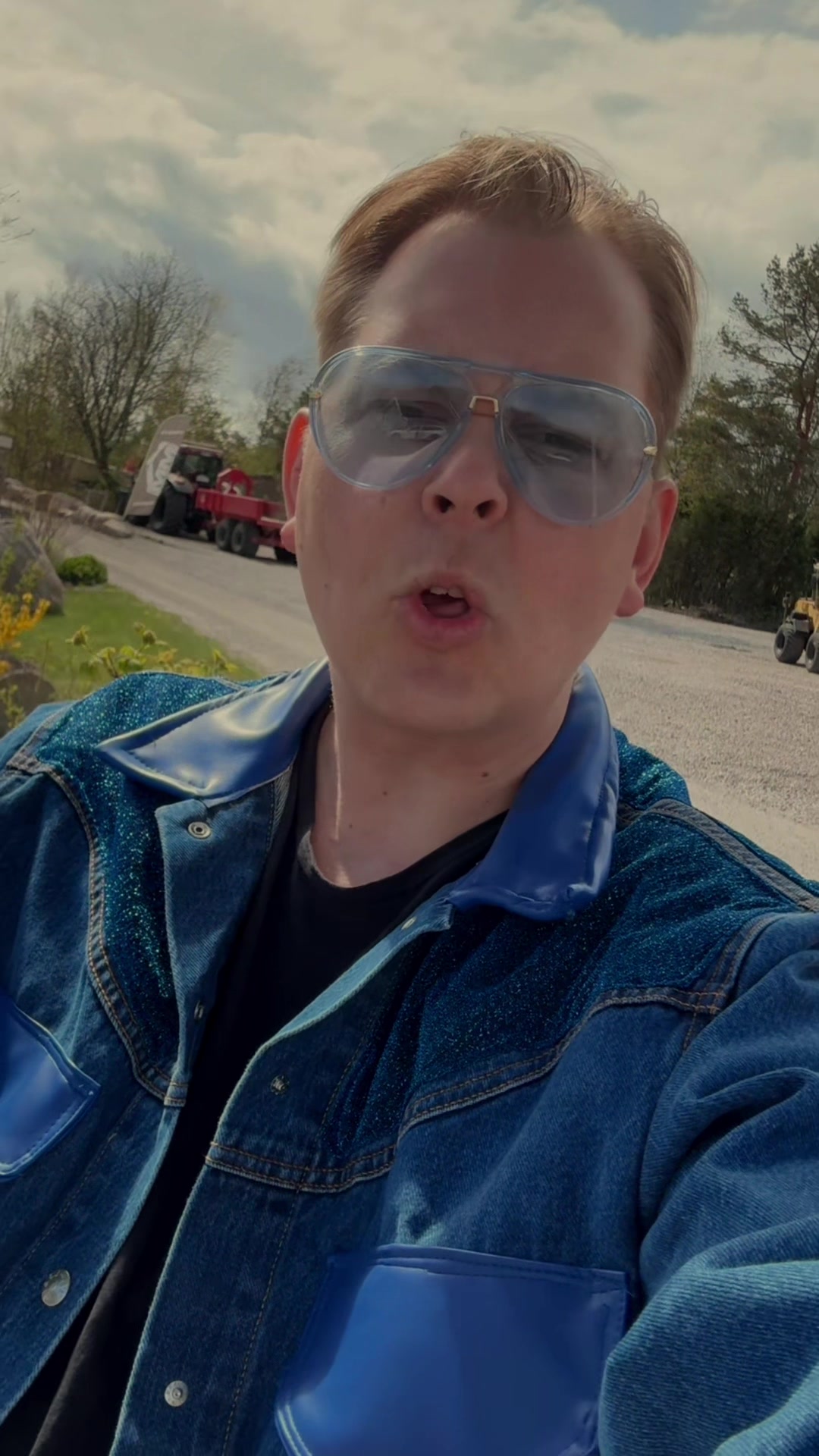 @Emil Assergård