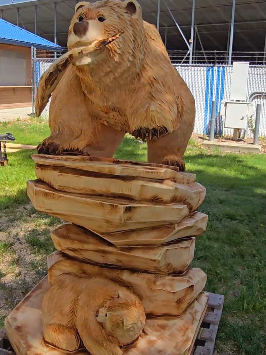 @Grizzly Artwork Carving's