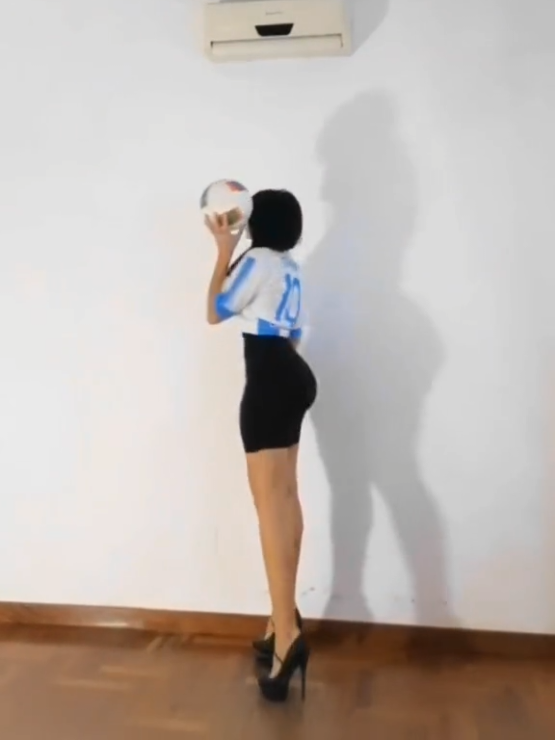 @tonia Monaco
