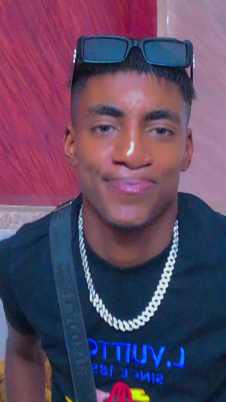@يوسف زين 🥀🤍🥵