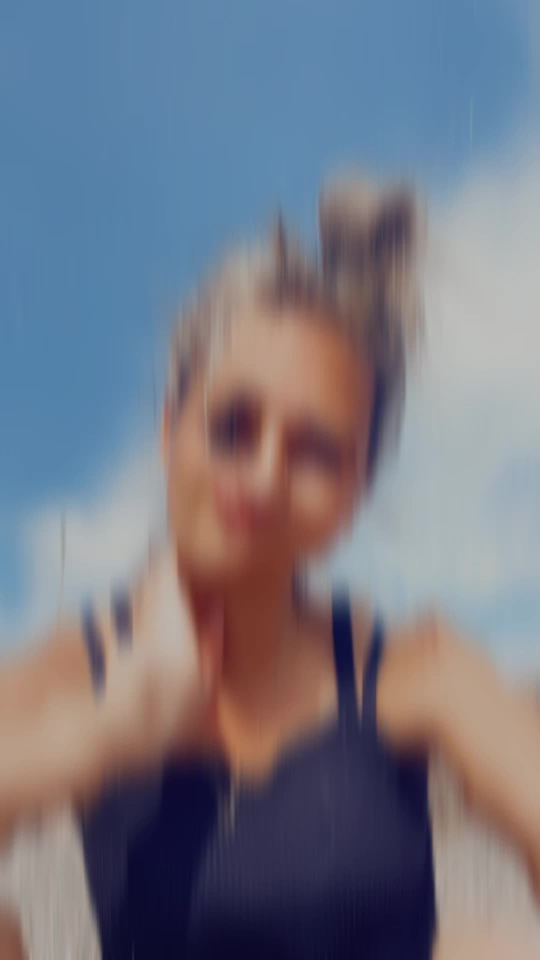 @Chlo
