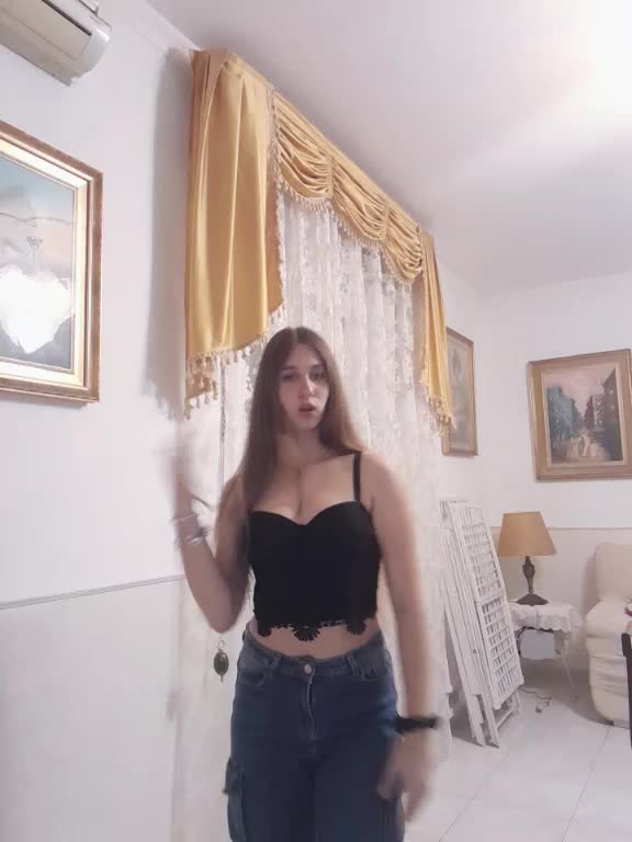 @𝑬𝒍𝒊𝒔𝒂💎