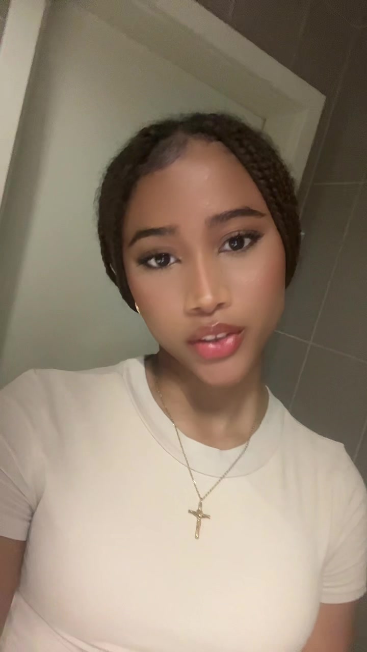 @:p