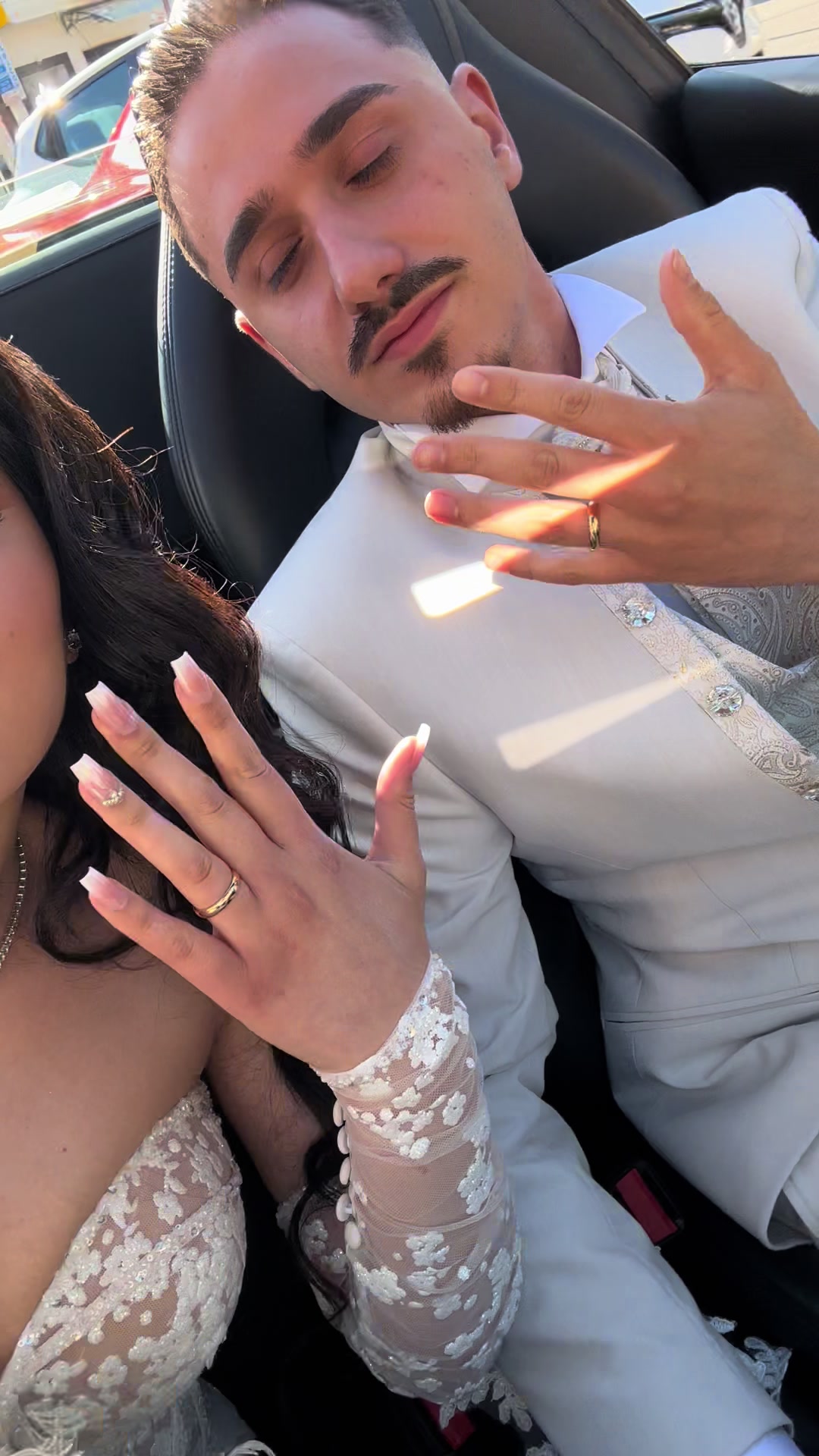@Silvia🖤