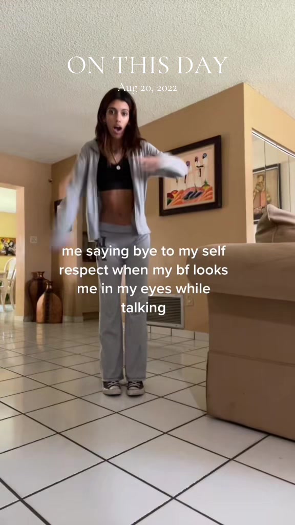 @yourmomsgf