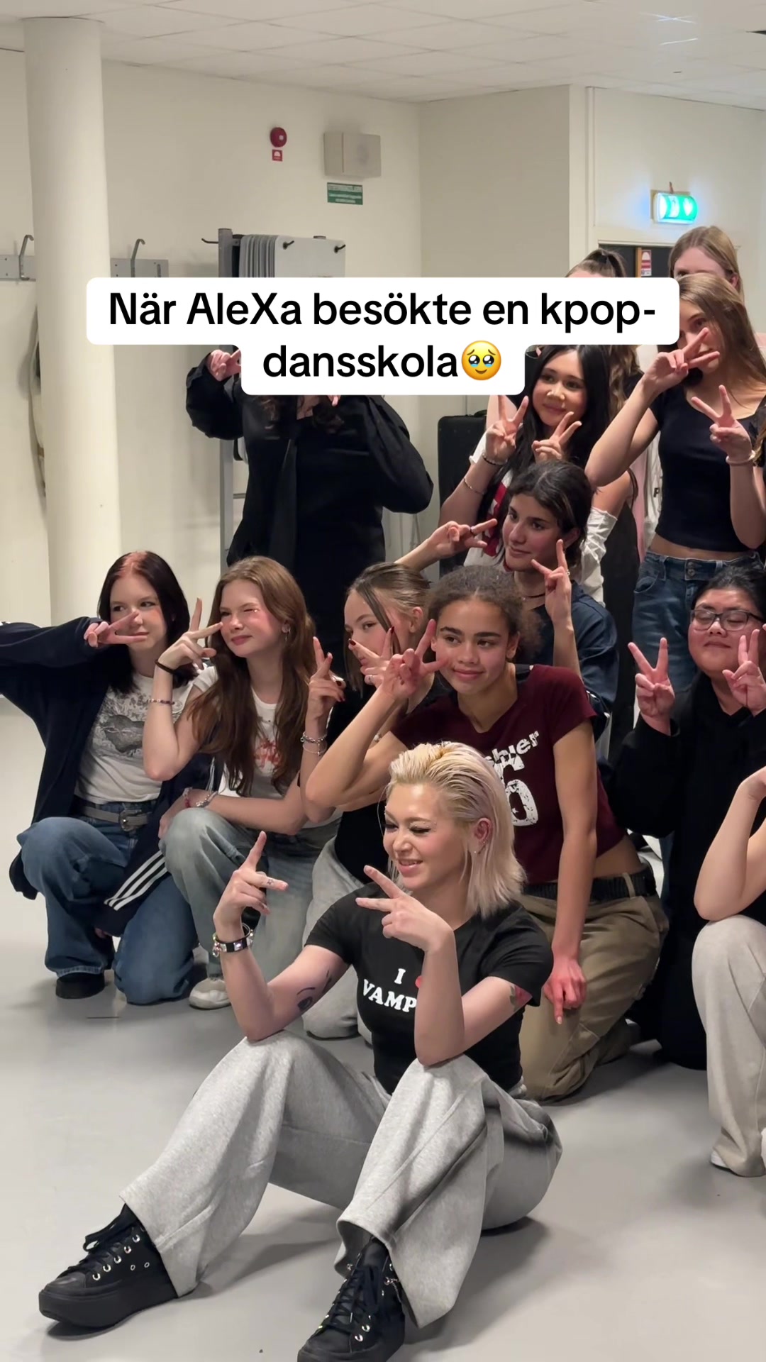 @AleXa HQ