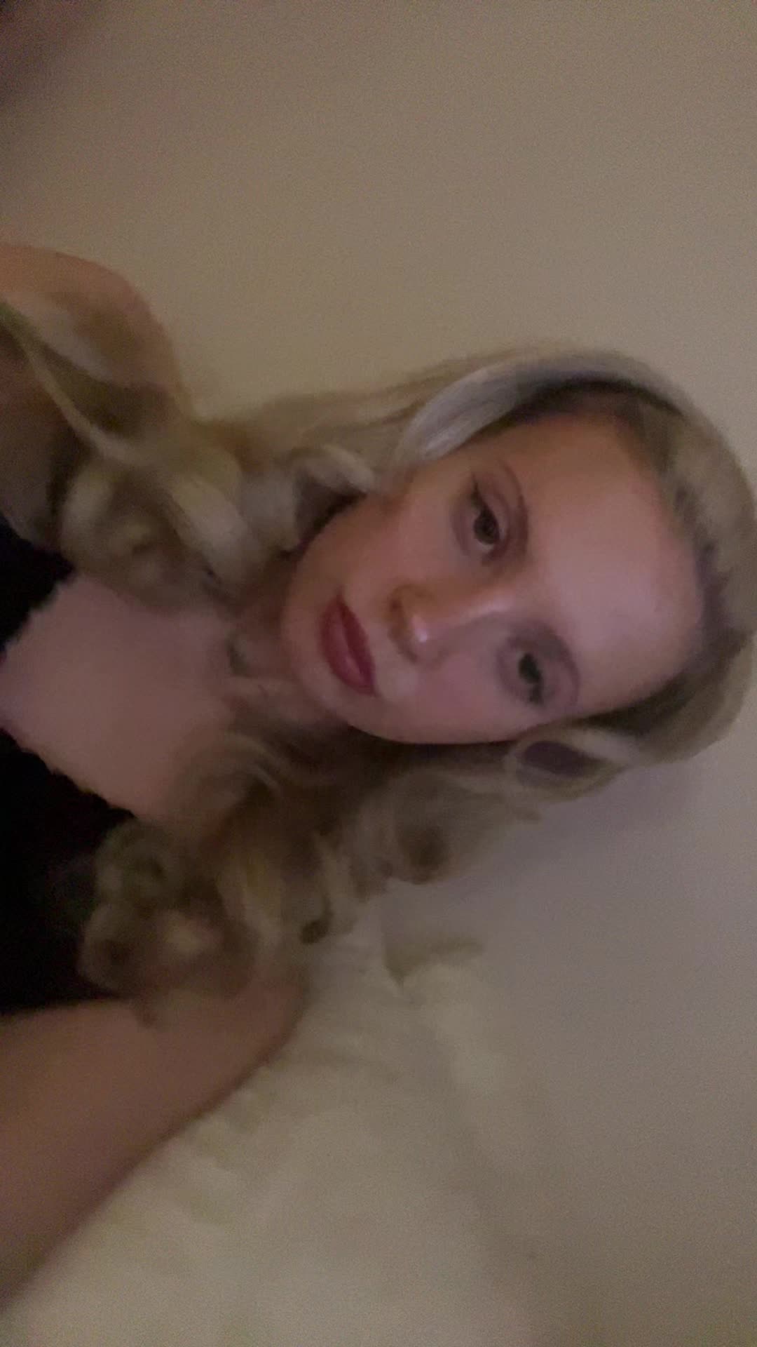@Lolapriv11
