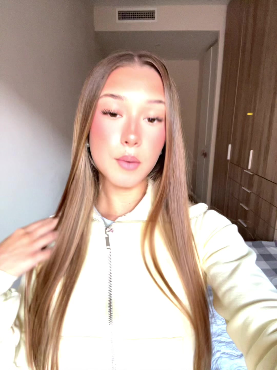 @𝑀𝒶𝓇𝓉𝒾𝓃𝒶🥥
