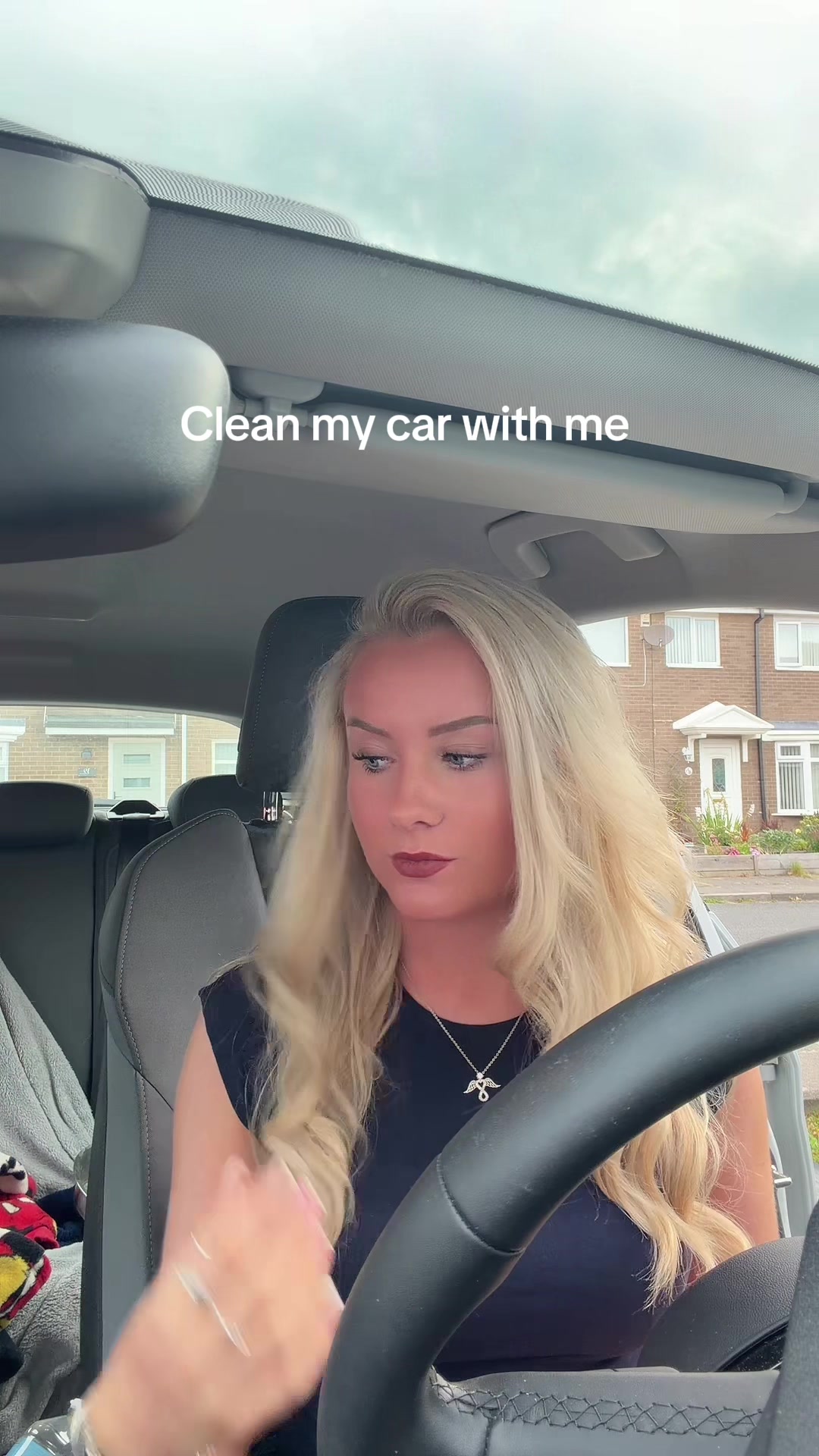 @EmmaMofficial