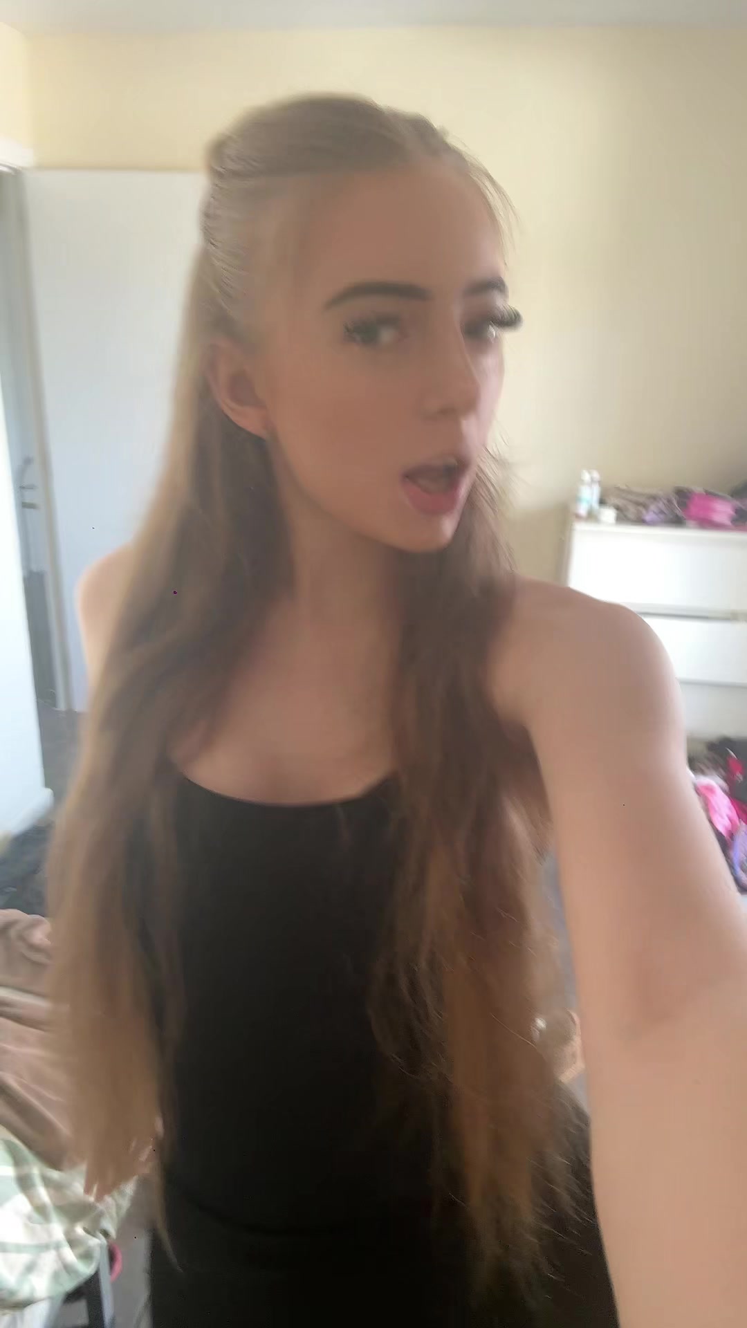 @maja.mnk