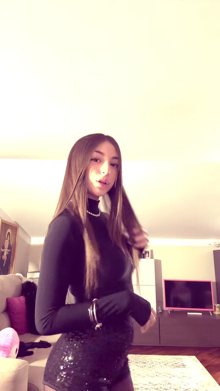 @𝓬𝓱𝓲𝓪𝓻𝓪