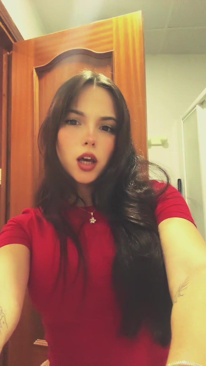 @__cclaaraa._