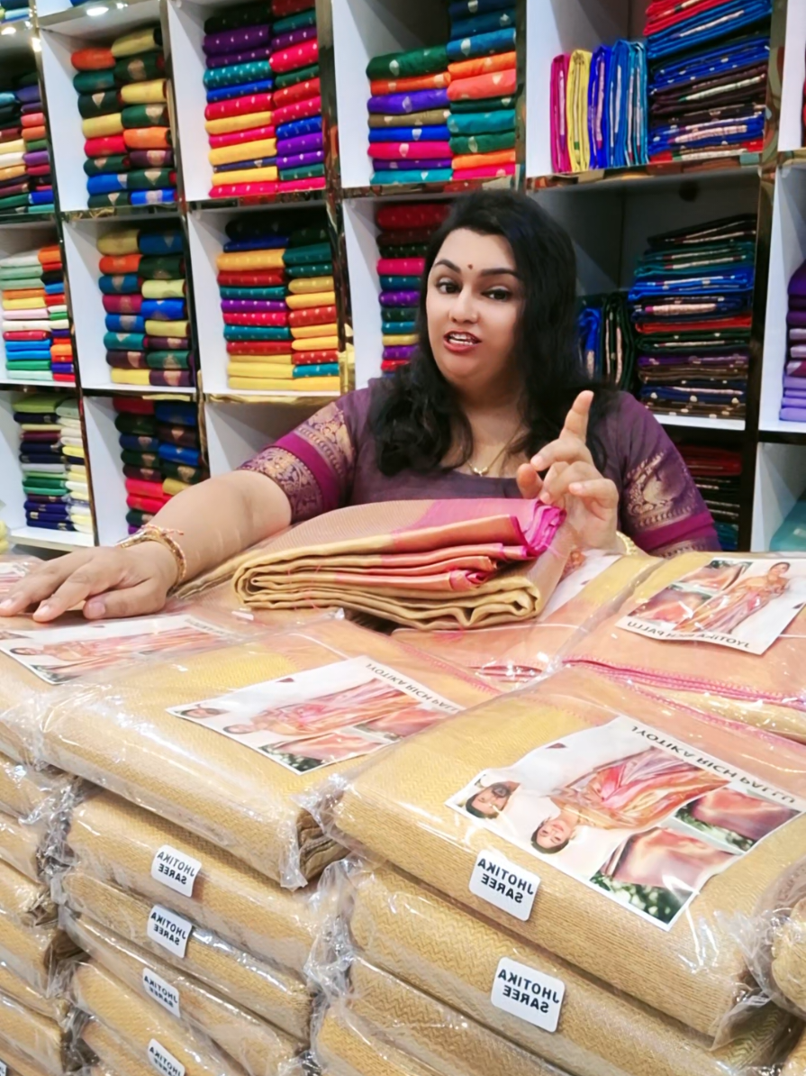@SAAMITA SILKS