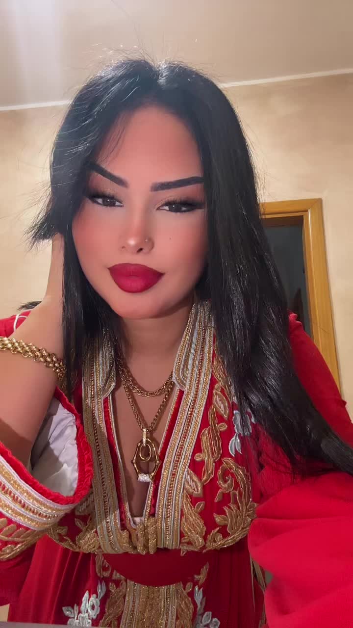 @laa_moraa