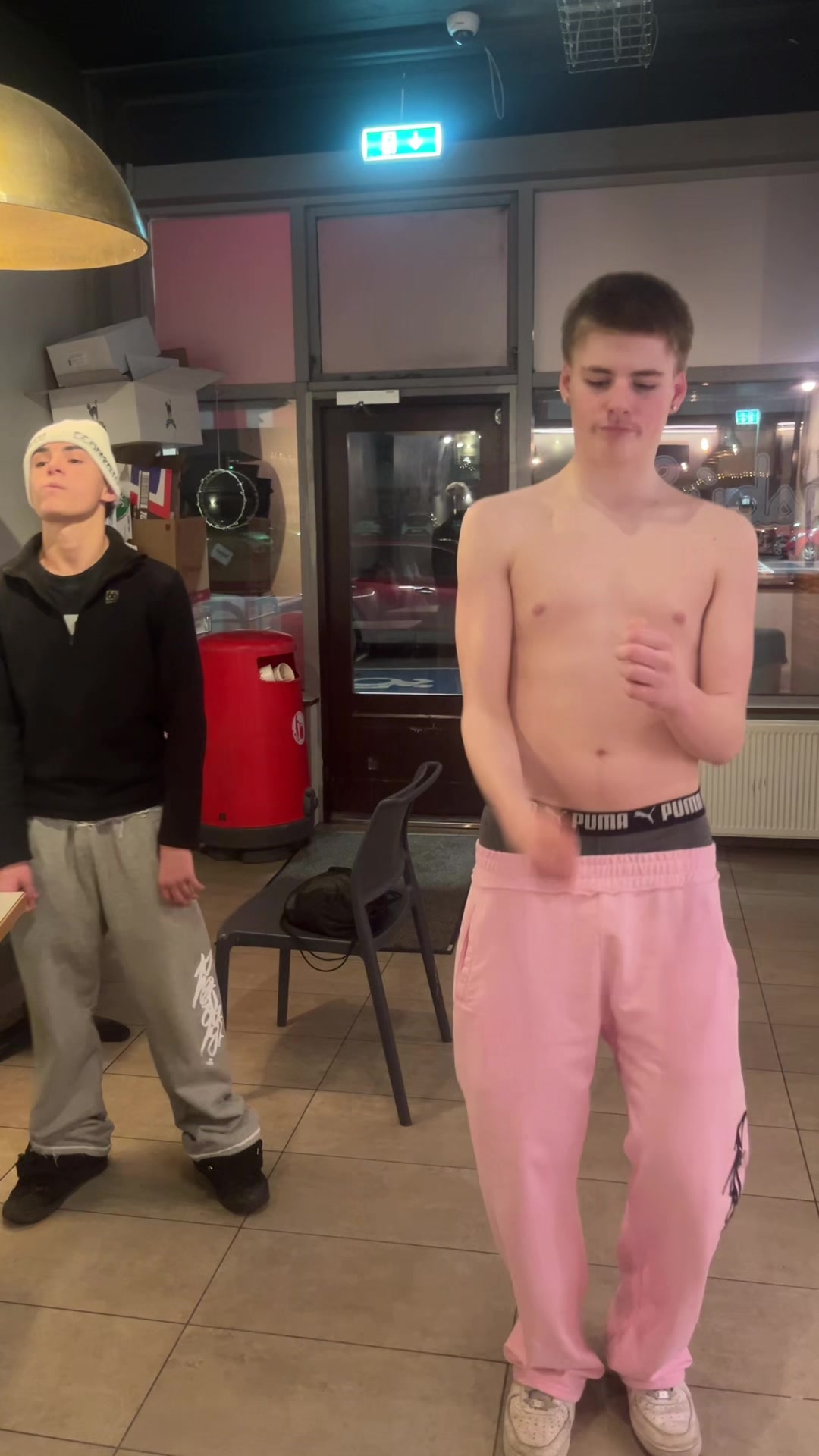 @B0lt boys