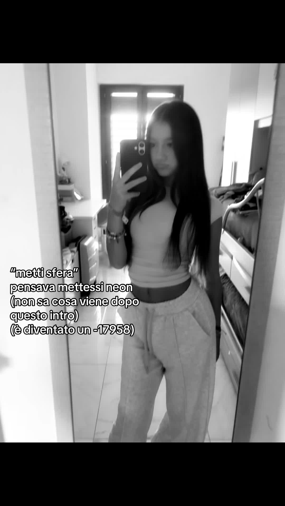 @𝒜𝒱