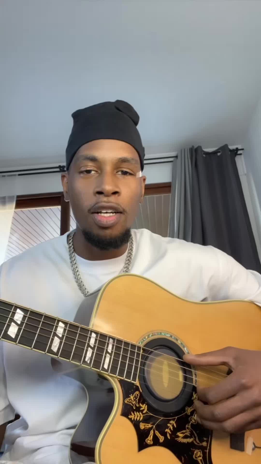 @KP 🎸