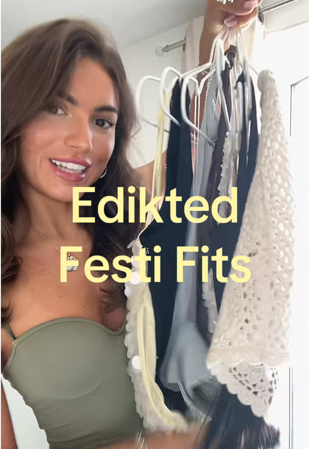 @AYSHA ELIZABETH ๐๐ซฆ