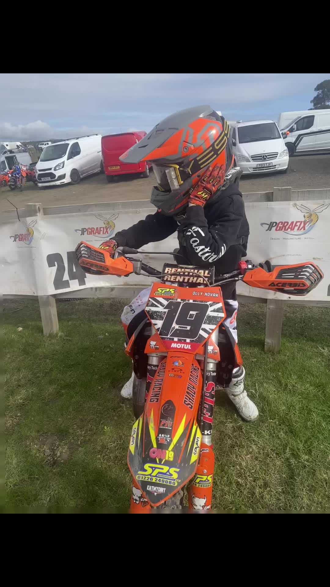 @Mx fibre trackz
