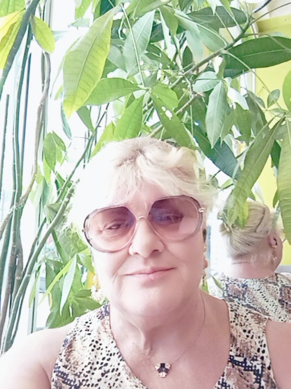 @Elia Divine Empress 777