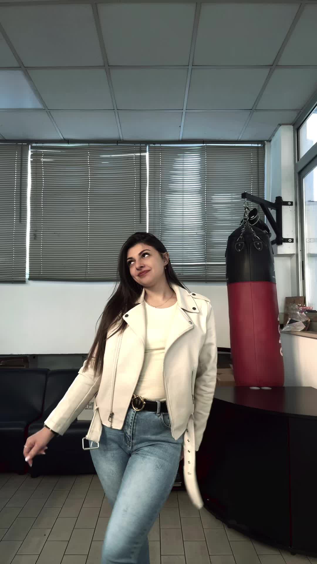 @Daniela Scarabnuta